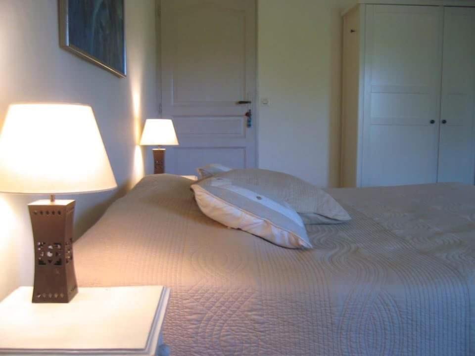 La Bergerie De Castellan Bed & Breakfast Verquieres Eksteriør bilde